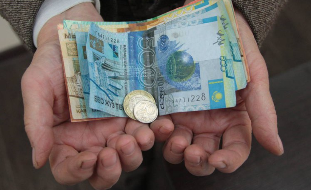 В Казахстане выплаты и пособия будут увеличены